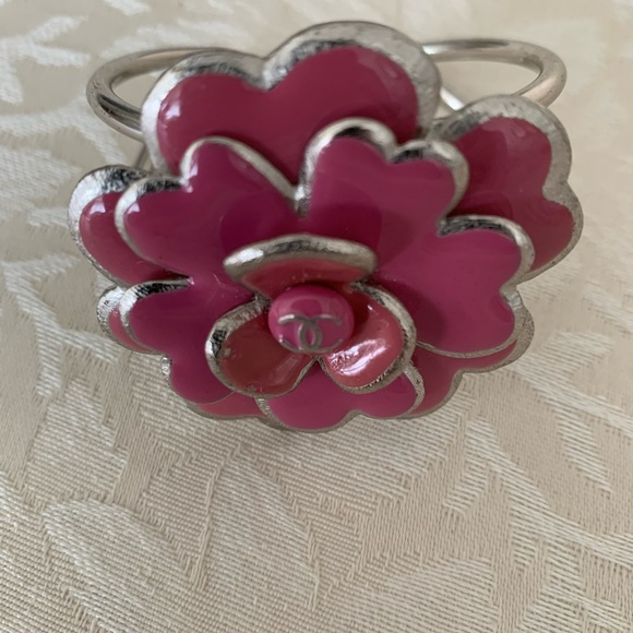 CHANEL Datk Pink Flower Bracelet - Picture 3 of 4